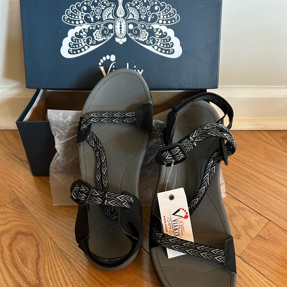 Viakix Walking Sandals with Braided Detail